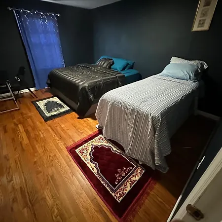 Fidelia Amethyst Room, King Bed And Twin Bed With Private Bathroom Minutes From Newark Liberty International Airport And Newark Penn Station Irvington Exterior photo